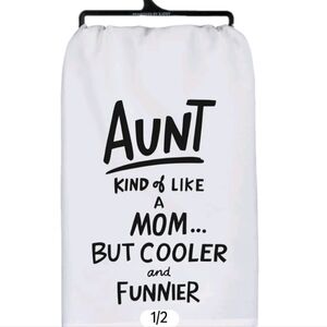 Primitives by Kathy Aunt Kitchen Towel – New in Package – 28x28